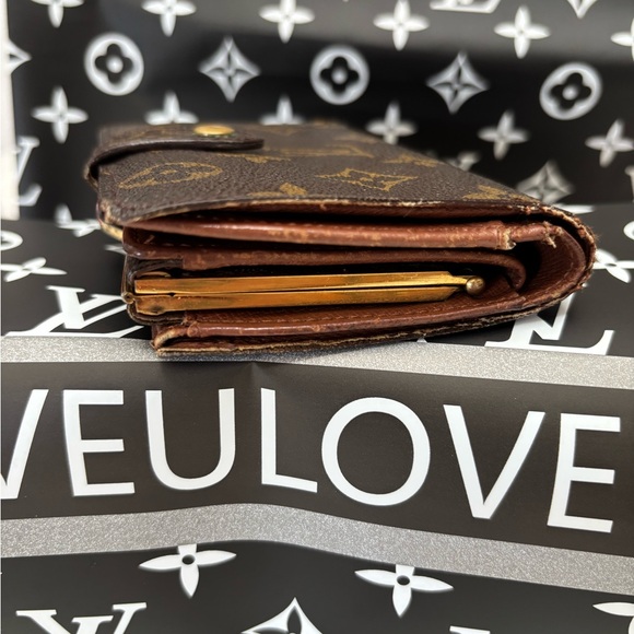 🤎🤎Louis Vuitton Kisslock Monogram Wallet🤎🤎 - Picture 4 of 10